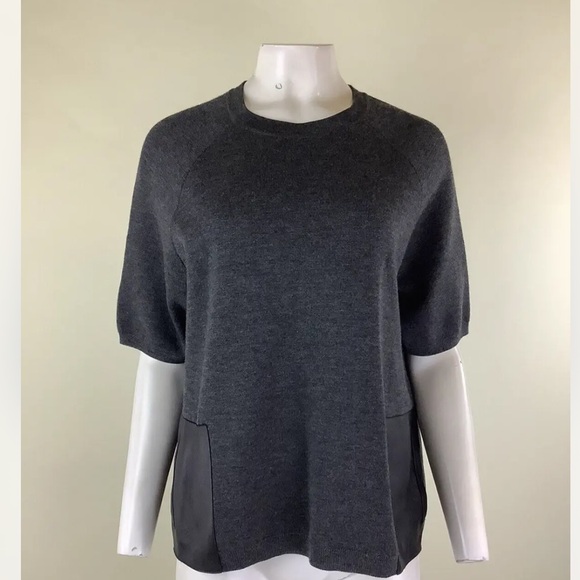 J Crew Sz XL 100% Merino Wool Knit Top With Leather Pockets Gray Short Sleeve